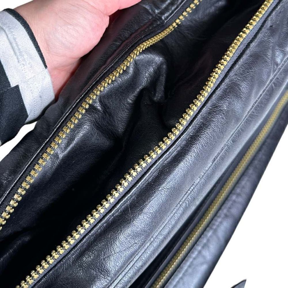 Large leather travel/work bag black with lots of pockets adjustable shoulder str - Picture 6 of 16